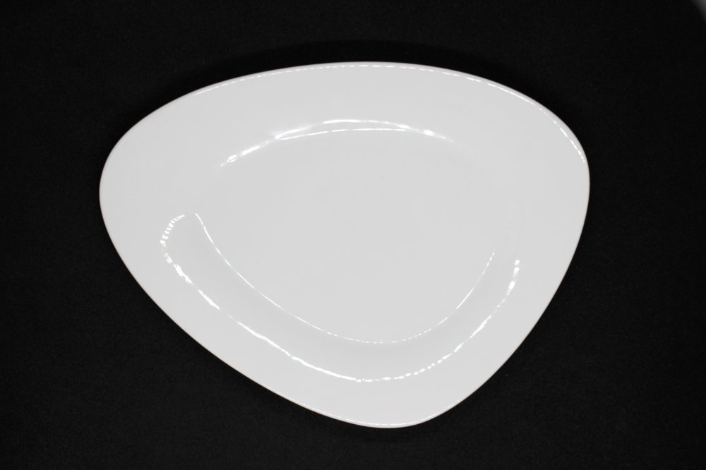 Тарелка треугольная «H-line»