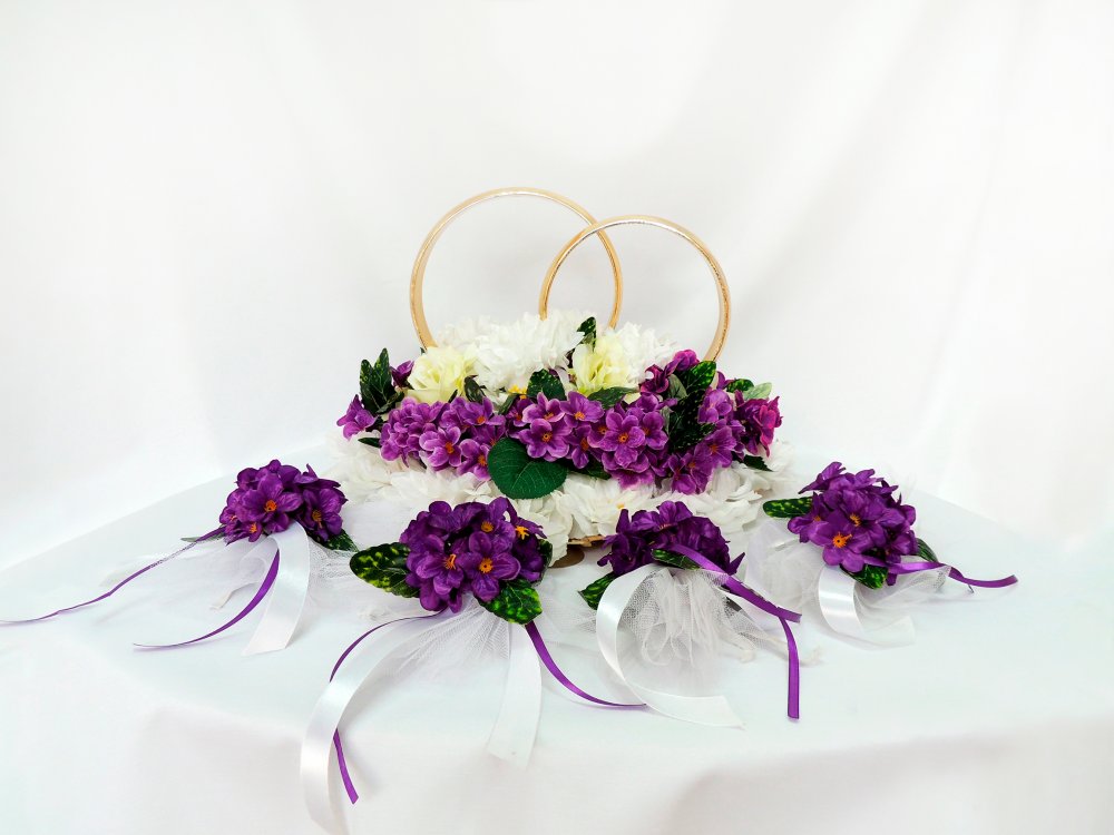 Украшения на машину (набор: кольца - 1 шт, бутоньерки - 4шт) (фиол.)